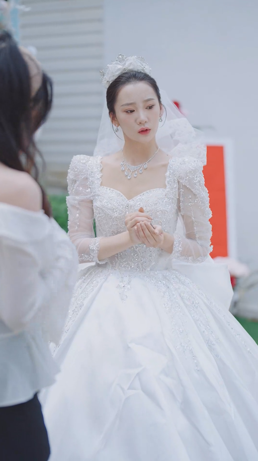闪婚宠妻进行时 第1集